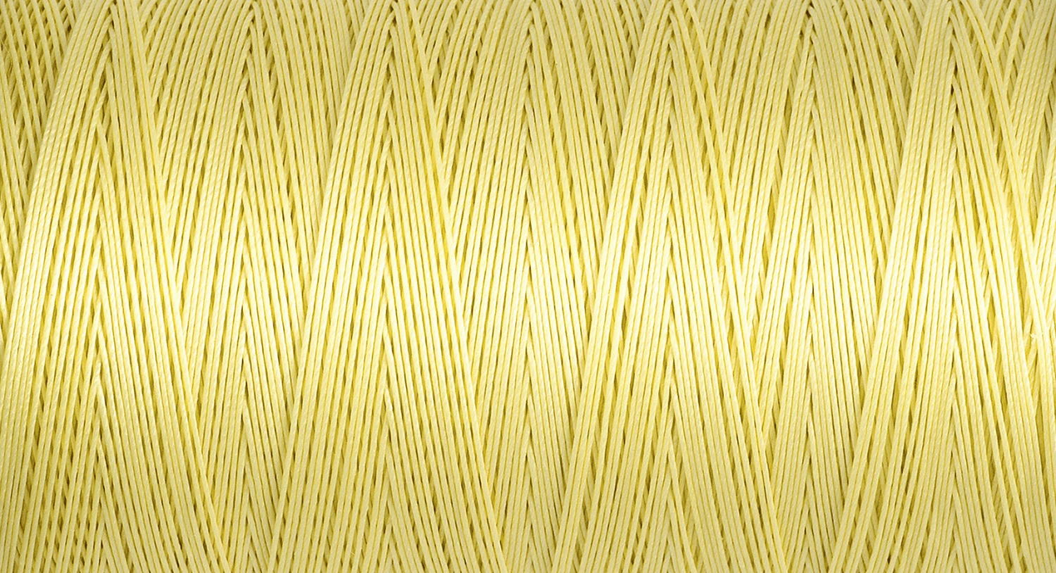 Gutermann Quilting Thread 200m - Colour 0349 2 Gutermann Quilting Thread 200m - Colour 0349 - Image 2