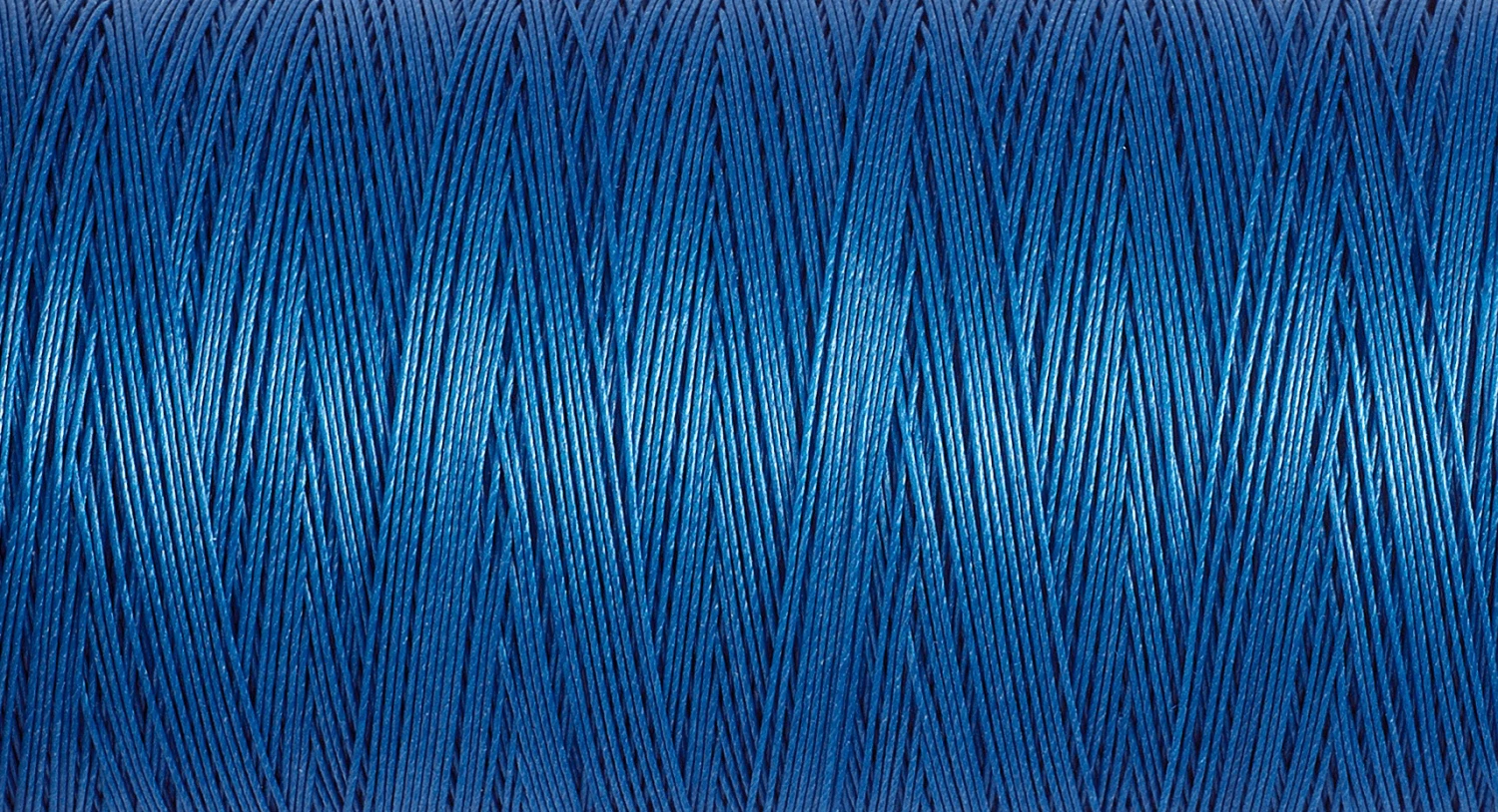 Gutermann Quilting Thread 200m - Colour 5534 2 Gutermann Quilting Thread 200m - Colour 5534 - Image 2