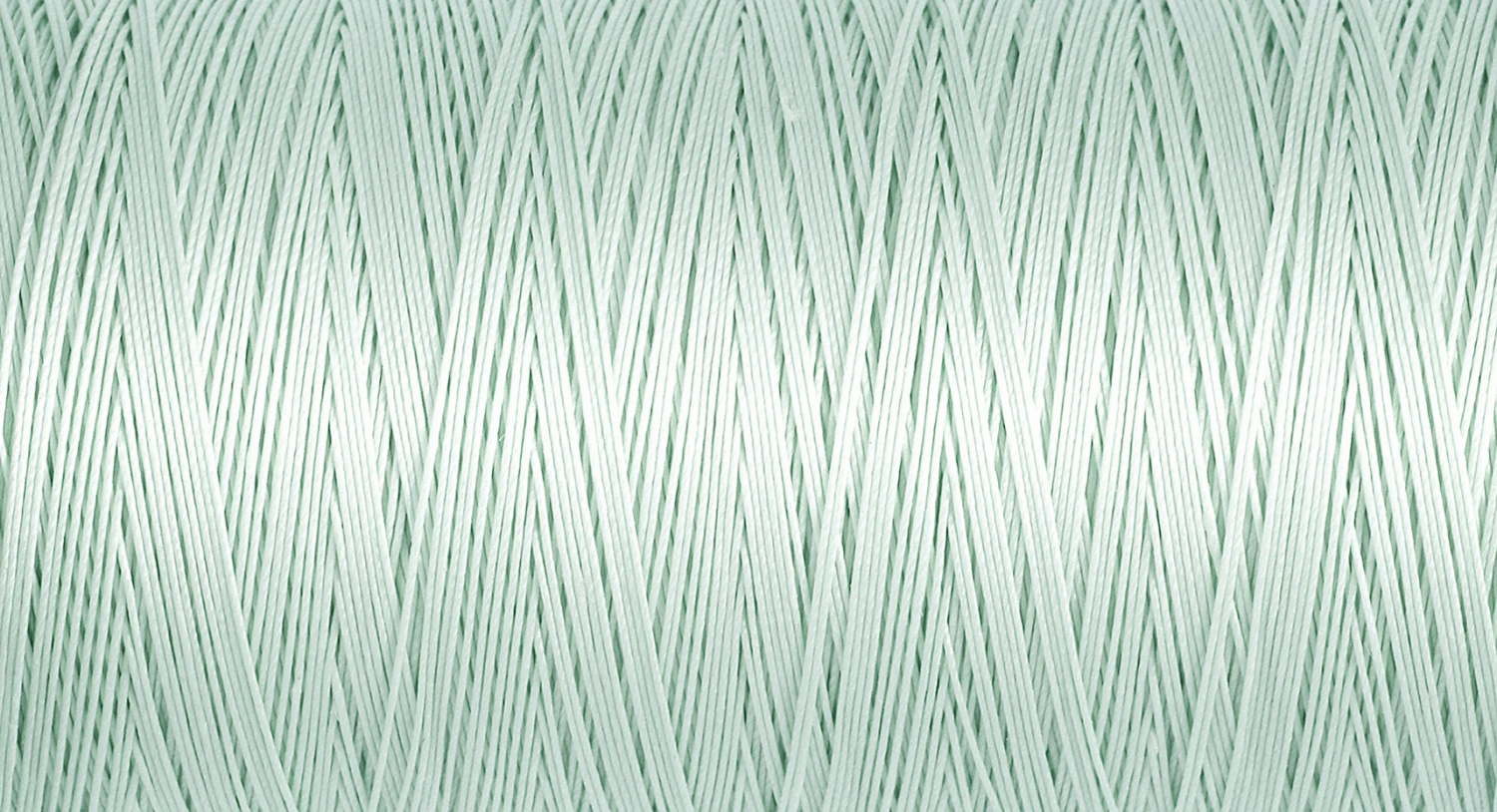 Gutermann Quilting Thread 200m - Colour 7918 2 Gutermann Quilting Thread 200m - Colour 7918 - Image 2