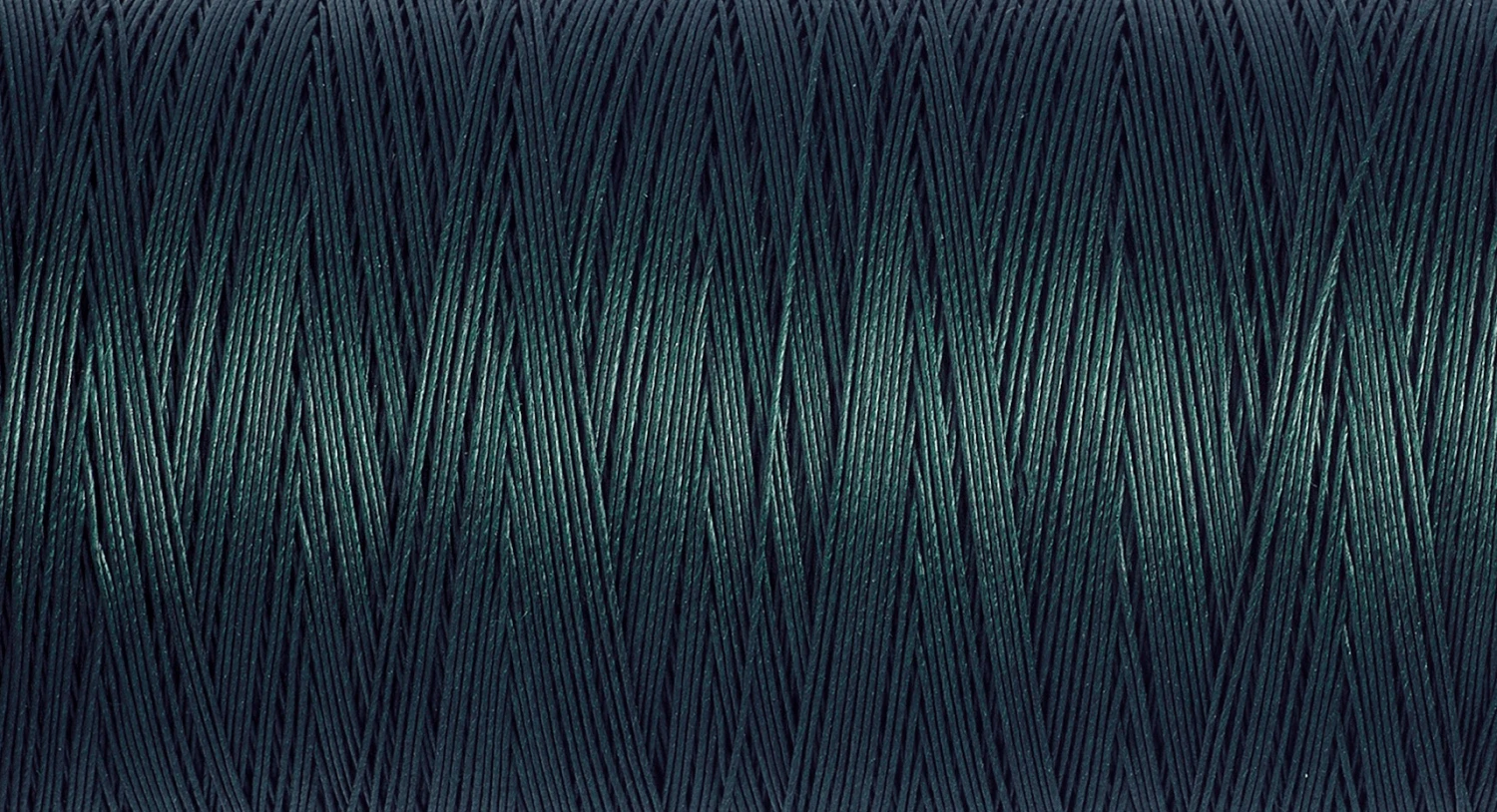 Gutermann Quilting Thread 200m - Colour 8113 2 Gutermann Quilting Thread 200m - Colour 8113 - Image 2