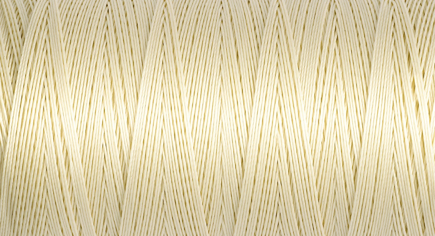 Gutermann Quilting Thread 200m - Colour 919 2 Gutermann Quilting Thread 200m - Colour 919 - Image 2