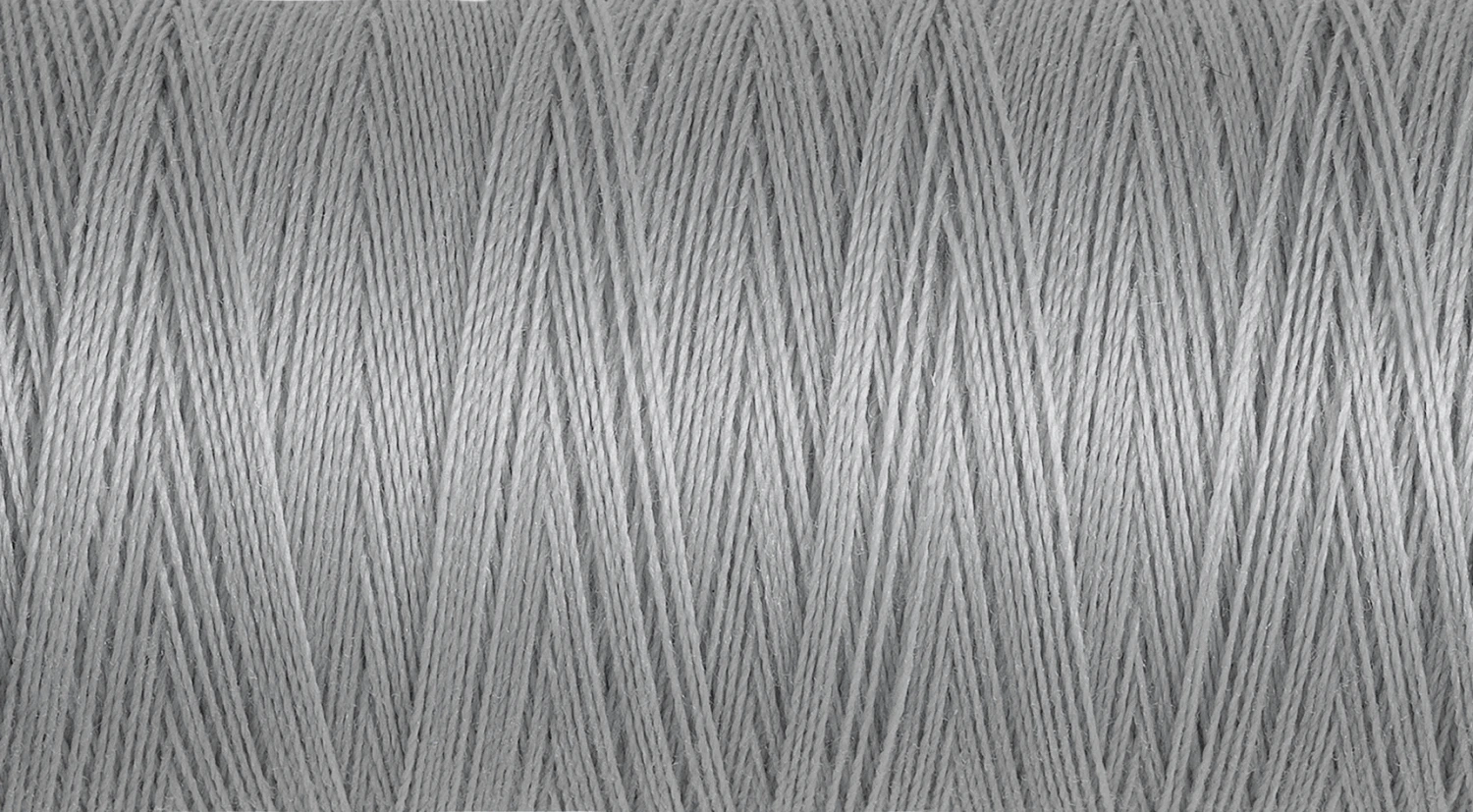 Gutermann Sew-All Thread 250m - Fog Grey (#038) 2 Gutermann Sew-All Thread 250m - Fog Grey (#038) - Image 2