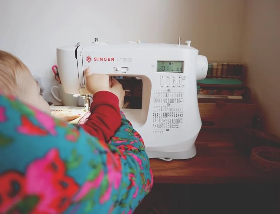 Singer C5955 Sewing Machine - 200 Stitch Patterns With Letters And Numbers, Inc. Extension Table - New 2025 Model 4 Singer C5955 Sewing Machine - 200 Stitch Patterns With Letters And Numbers, Inc. Extension Table - New 2025 Model - Image 4