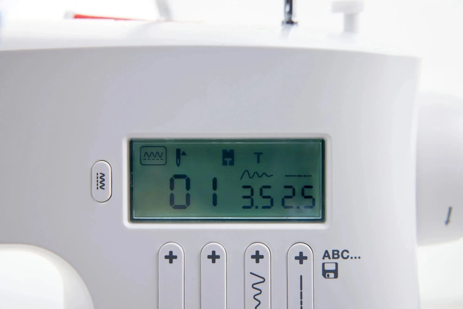 Singer Patchwork Plus C5985Q Sewing Machine - 200 Stitch Patterns With Letters And Numbers 5 Singer Patchwork Plus C5985Q Sewing Machine - 200 Stitch Patterns With Letters And Numbers - Image 5