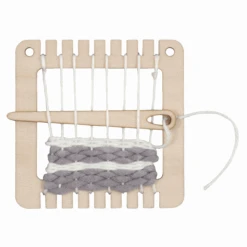 Weaving Set: Two Small Frames, Comb & Needle -Singer Sewing Outlet Shop TTW003 CRA png