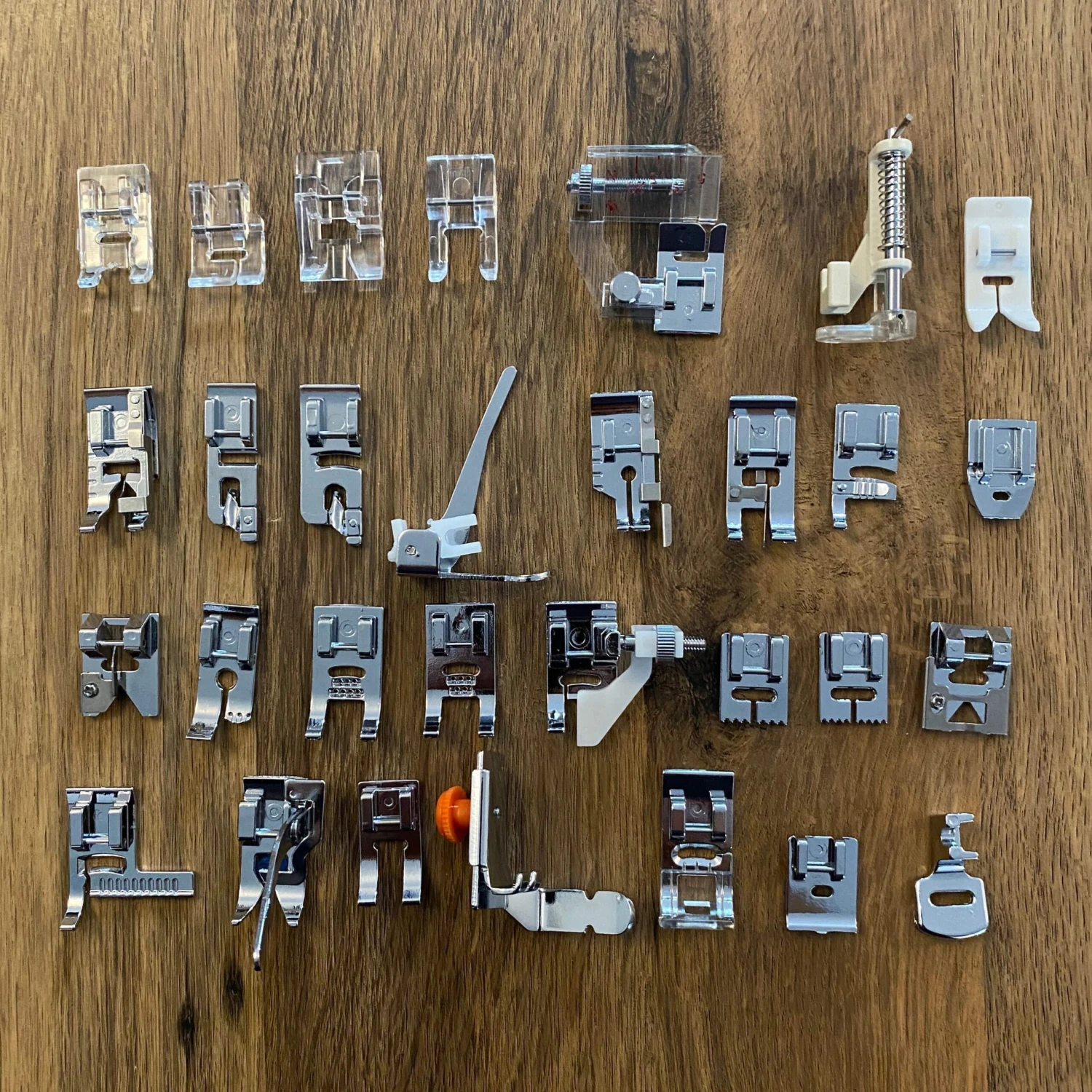 30 Piece Sewing Foot Accessory Kit (presser Feet) 1 30 Piece Sewing Foot Accessory Kit (presser Feet)